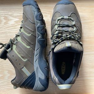 Keen Koven low hiking shoe
